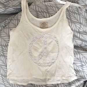AE cropped style tank top